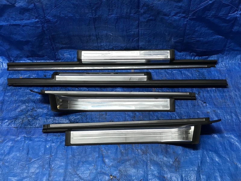 03-06 Mercedes W220 S55 AMG S500 Left & Right Side Door Step Sill Sills Set OEM