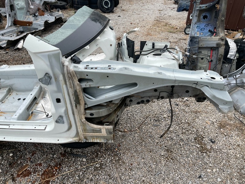2005-2011 Mercedes CLS63 550 500 W219 Right Passnger Frame Apron Rail Strut OEM