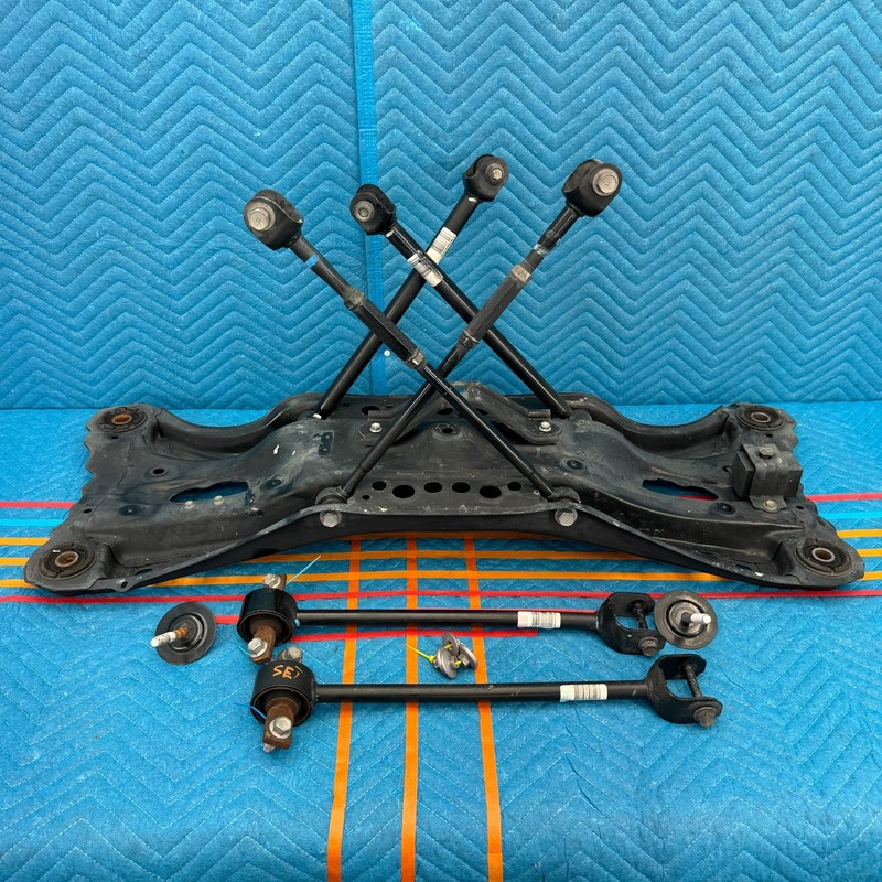 2013–2018 Toyota Avalon Rear Suspension Crossmember Subframe OEM