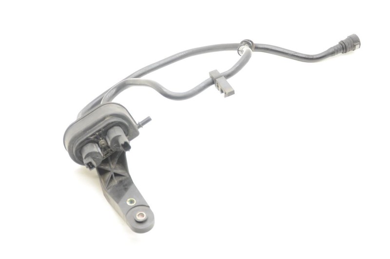 1997-2004 Porsche Boxster S Fuel Vapor Vent Valve 99620123101