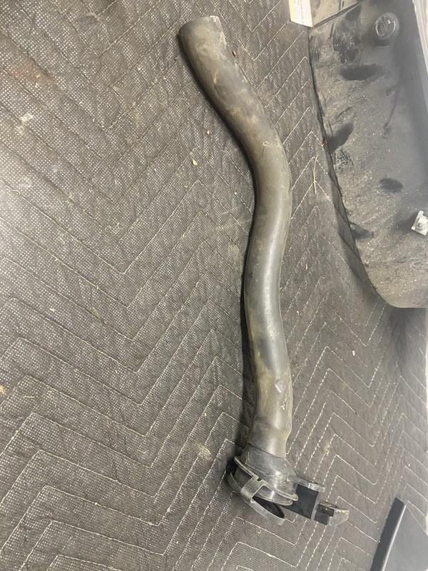 1992-2007 Ford E150 E250 E350 Van Washer Fluid Filler Neck OEM