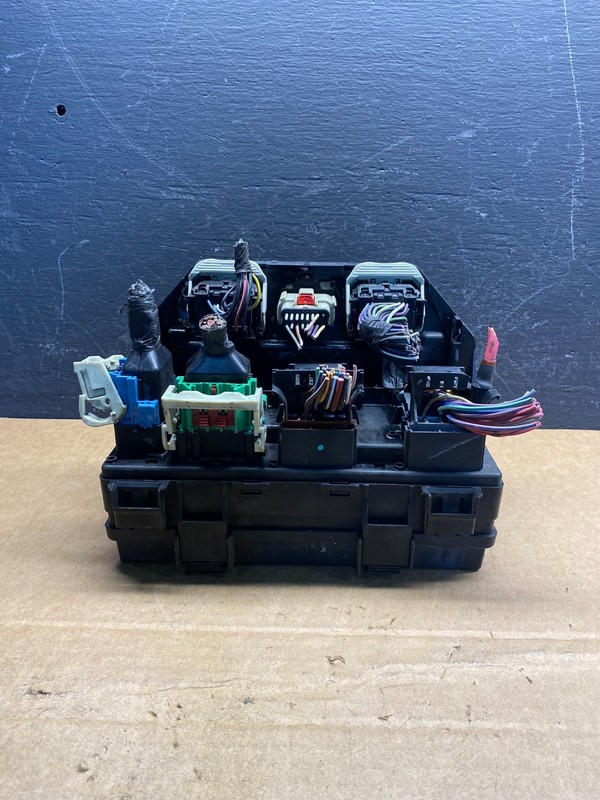 2008 2009 Liberty Nitro TIPM Power Integrated Fuse Box ModuleOemad7357 DG