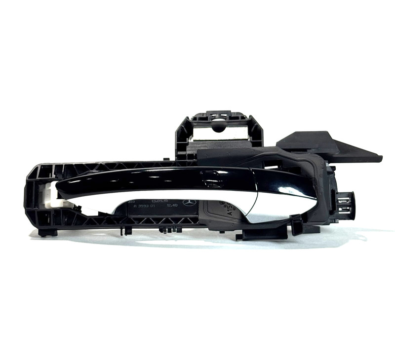 📌 2015-2020 MERCEDES GLA250 RIGHT SIDE EXTERIOR DOOR HANDLE KEYLESS GO OEM