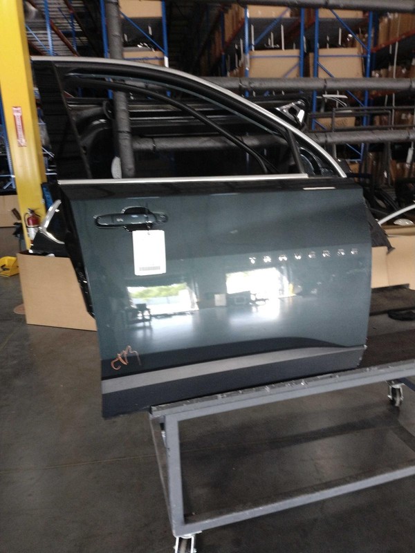 Chevrolet Traverse 2018 Right Front Door Grey 697029 0860
