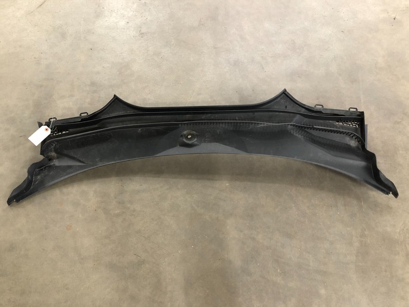 ⭐20-22 TOYOTA SUPRA GR FRONT WINDSHIELD WIPER COWL MOLDING COVER OEM LOT2318