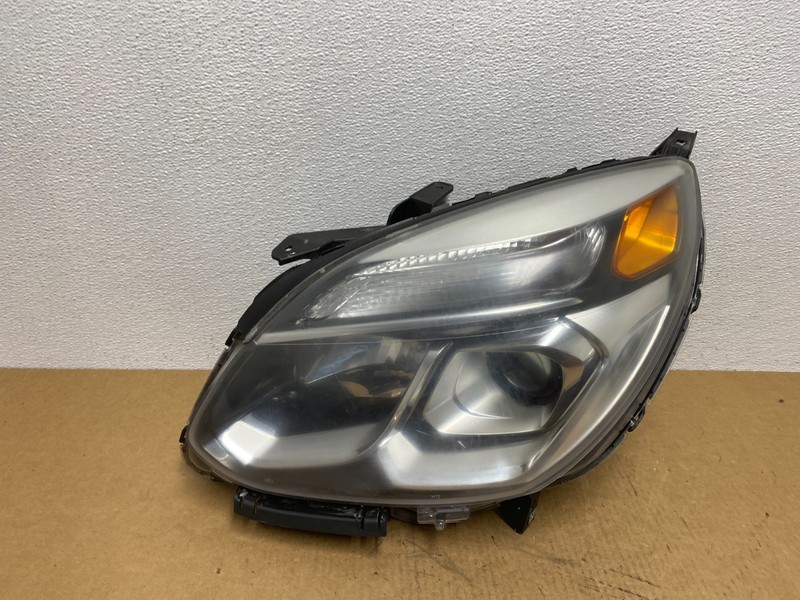 2016-2018 Chevrolet Equinox Left Driver LH Halogen Headlight Oem AC1839 DW