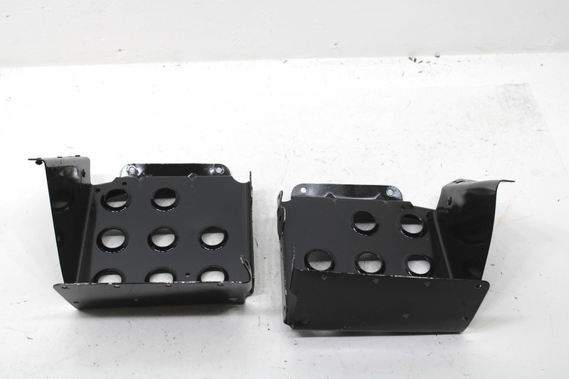 1987 Yamaha Srv Oem Foot Rest Set 8Y0-21910-00-00 SY131