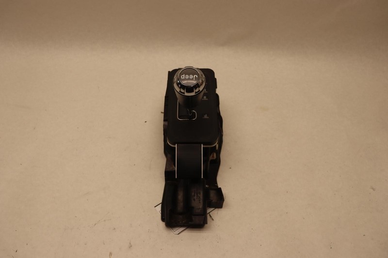 2011-2018 JEEP WRANGLER AUTOMATIC TRANSMISSION GEAR SHIFTER LEVER OEM