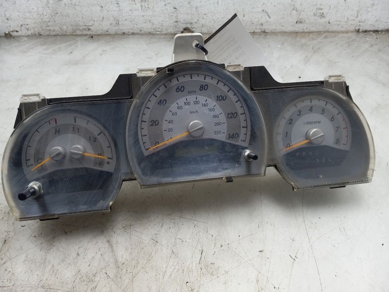 05 06 07 SCION TC SPEEDOMETER CLUSTER