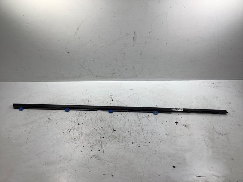 12-15 Honda Civic 4D Right Front Door Belt Molding Black OEM