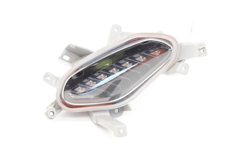 16-23 Mazda MX-5 Miata ND Passenger Right Front Fog Light NA1P51060