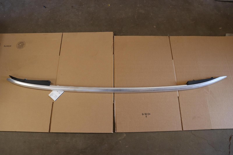 2009-2017 VOLKSWAGEN VW TIGUAN LEFT SIDE ROOF RACK RAIL LUGGAGE CARRIER OEM