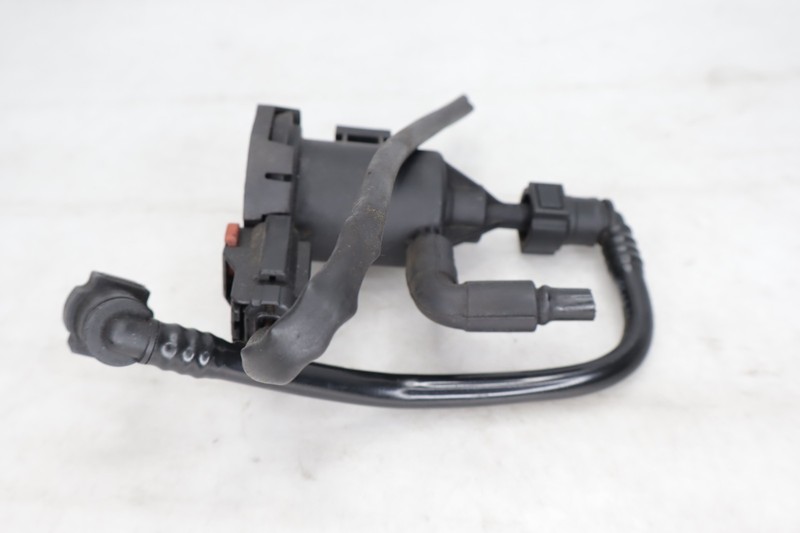 ✅ 11-18 Mercedes W207 E350 CLS550 S550 Fuel System Purge Valve 0014760532 OEM