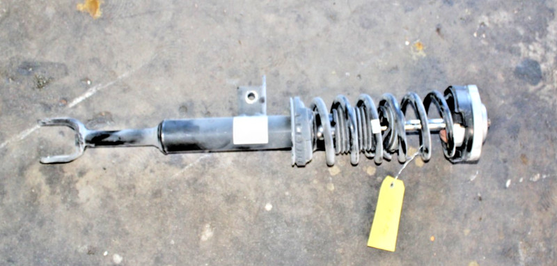 BMW 528 535 550 F10 FRONT RIGHT SIDE STRUT SPRING SHOCK RWD OEM 2011-2016