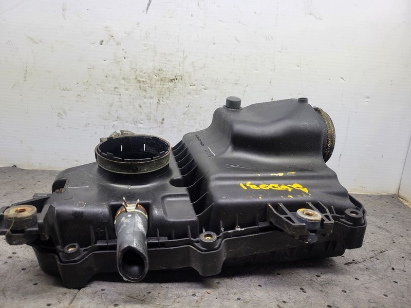 Air Cleaner Sedan 1.7L Japan Built Fits 04-05 CIVIC 1743829