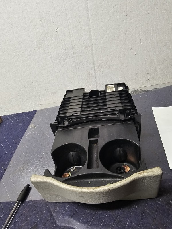 2012-2014 Dodge Grand Caravan Retractable Cup Holder OEM L0079636