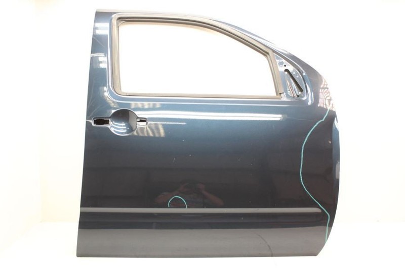 2016-2018 Nissan Frontier Passenger Right Front Blue Door Shell
