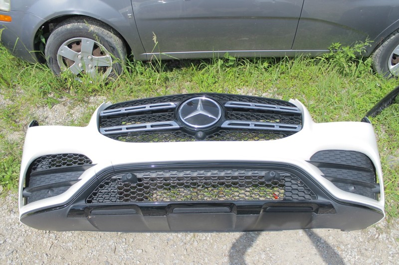 2015-2020 Mercedes-benz Glc450 Glc580 Complete Front Bumper Oem
