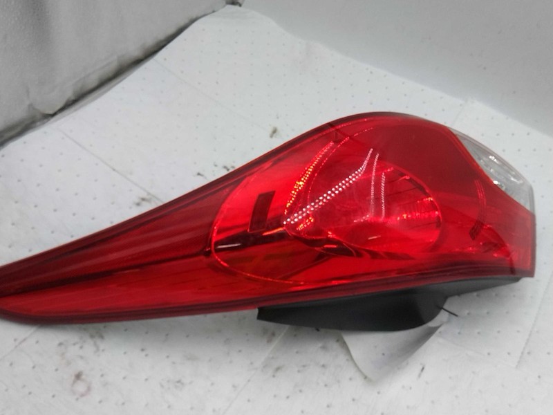 2013 Hyundai Elantra Coupe Right Blue Tail Light Assembly OEM Used 69K Miles