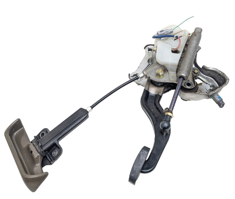 Lexus LS400 Emergency Parking Brake Release Pedal 1998 1999 2000 OEM