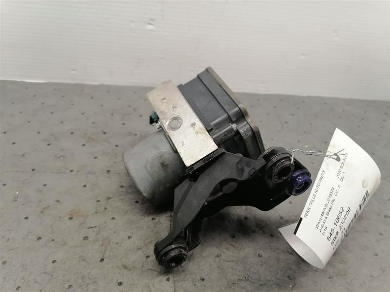 Anti-Lock Brake Part Fits 18-20 AUDI Q5 1136983