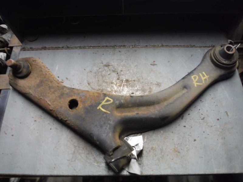 01 02 03 04 FORD ESCAPE R. LOWER CONTROL ARM FR 81773