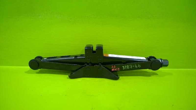 07 08 09 10 11 12 MKZ EMERGENCY ROADSIDE SCISSOR JACKOEM 3187-66