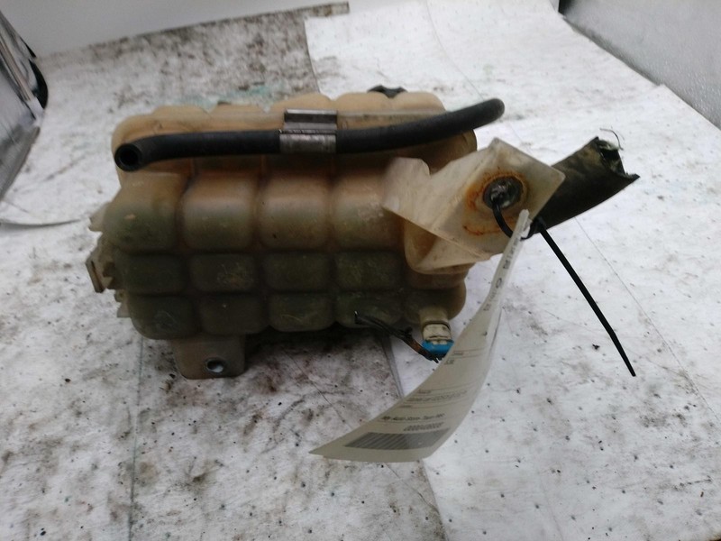2003 GMC Yukon Engine Coolant Reservoir Red OEM 15808716 Used 277k Miles