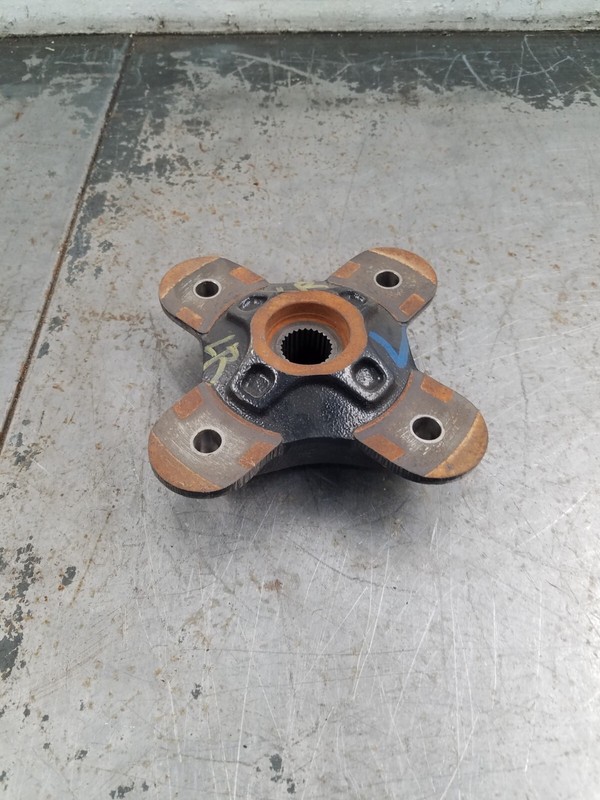 #6707 K3- 2022 19 20 21 Polaris RZR XP 1000 Left Rear Wheel Hub 566mi