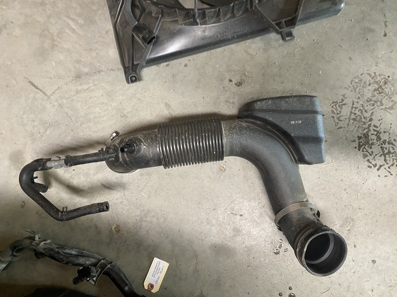2019 KIA SORENTO L AIR INTAKE HOSE ASSEMBLY OEM