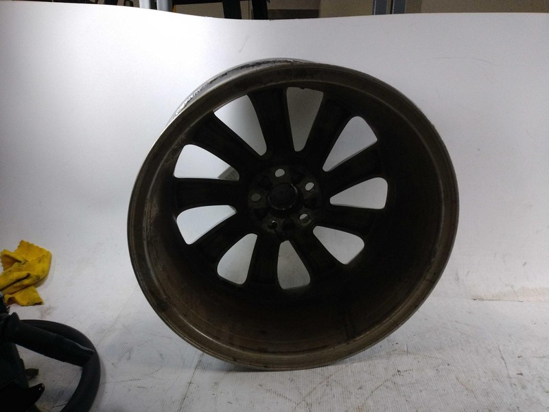 2018 Land Rover Discovery Sport 18 Grey Wheel OEM LR060854 Used 104K Miles