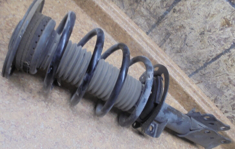 2016 Ford Fusion 1.5L 2.5 L Left Front Shock Suspension Spring Strut Driver Side