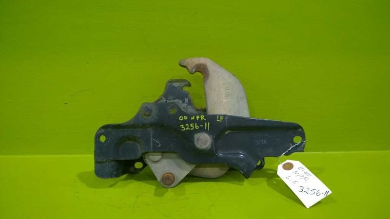 97 98 99 00 01 02 03 04 05 06 07 ISUZU NPR FRONT LOWER CAB LOCK ASSEMBLY 3256-11