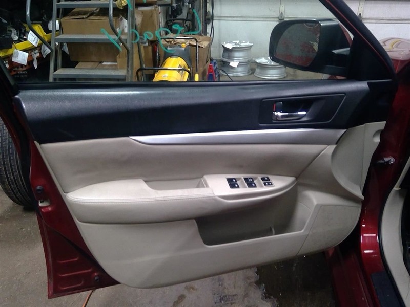 LEGACY 2014 Driver Front Door Trim Panel 1730142