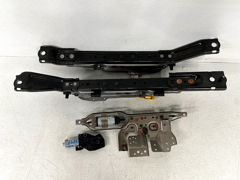 ⭐2014-2020 INFINITI QX60 FRONT RIGHT SEAT TRACK FRAME & MOTORS SET OEM LOT2547