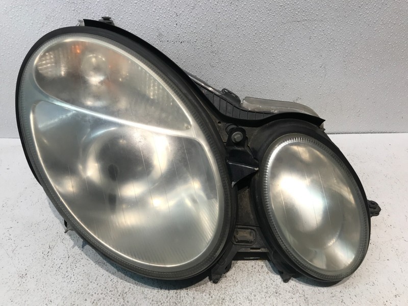 03-06 MERCEDES W211 E320 RIGHT PASSENGER HID XENON HEADLIGHT OEM