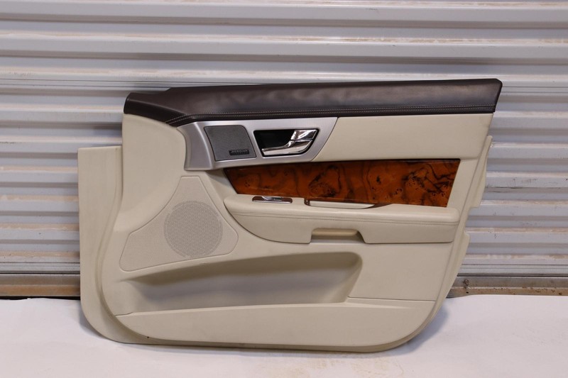 2013-2015 JAGUAR XF FRONT RIGHT PASSENGER SIDE DOOR PANEL TRIM COVER OEM