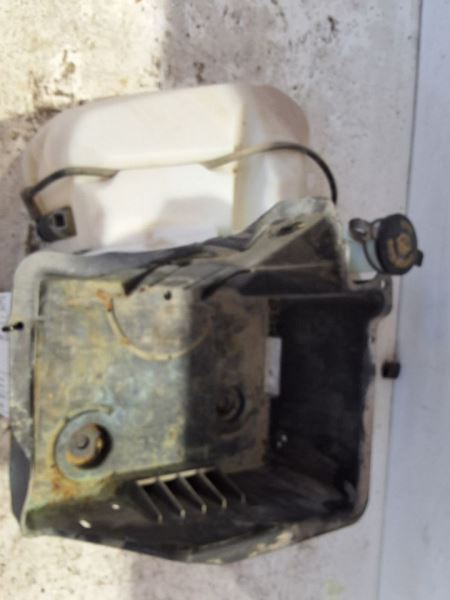 Wash Reservoir Includes Pump Fits 09-14 FORD F150 PICKUP 3334569
