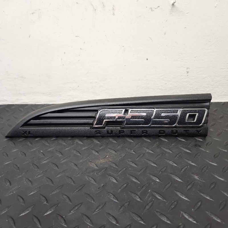 11-16 Ford F350SD Left Driver Fender Molding OEM CC3Z-16720-DD