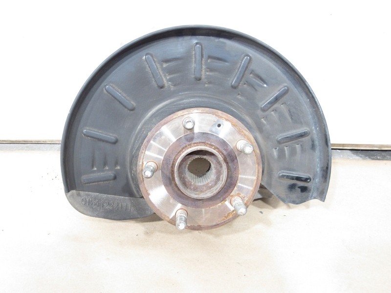 11 12 Fisker Karma 2012 Front Left Driver Wheel Spindle Knuckle Hub |@2