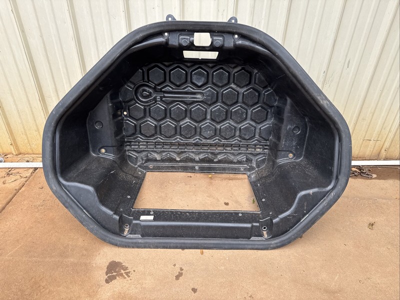 🌟2012-2016 TESLA MODEL S FRONT TRUNK LUGGAGE STORAGE COMPARTMENT 605
