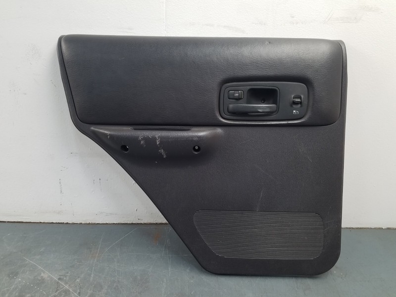 2000 Jeep Cherokee Classic XJ 4.0L 4x4 Left Rear Driver Door Panel #5476 V7