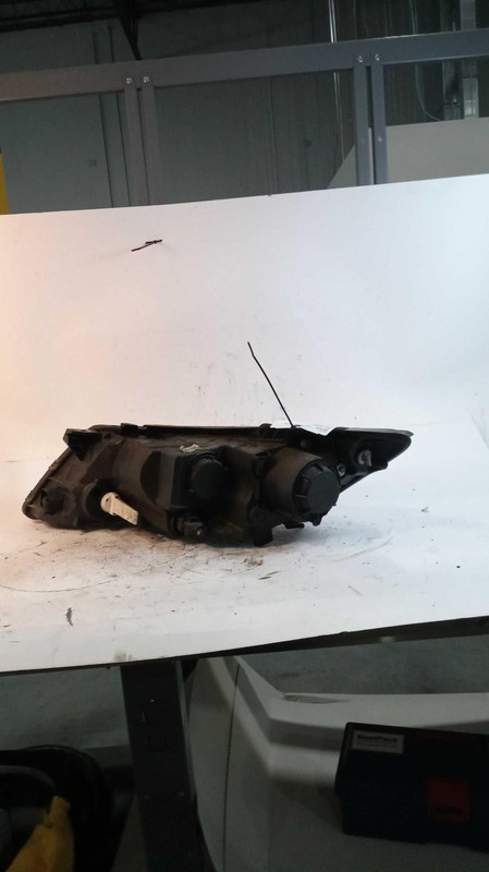 2011 KIA Optima Right Headlight Assembly Grey OEM 554396 Used 137K Miles
