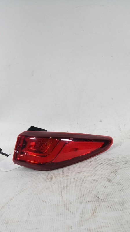 2018 Hyundai KONA Right Tail Light Assembly Grey OEM Used 664880 45000 Miles