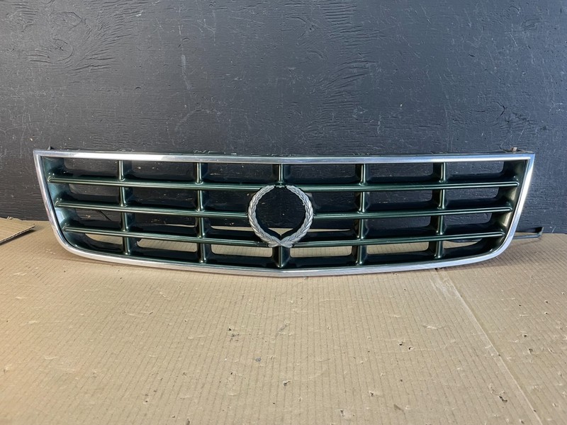 1998 to 2004 Cadillac Seville Front Upper Grille Grill OEM AE3712 DG