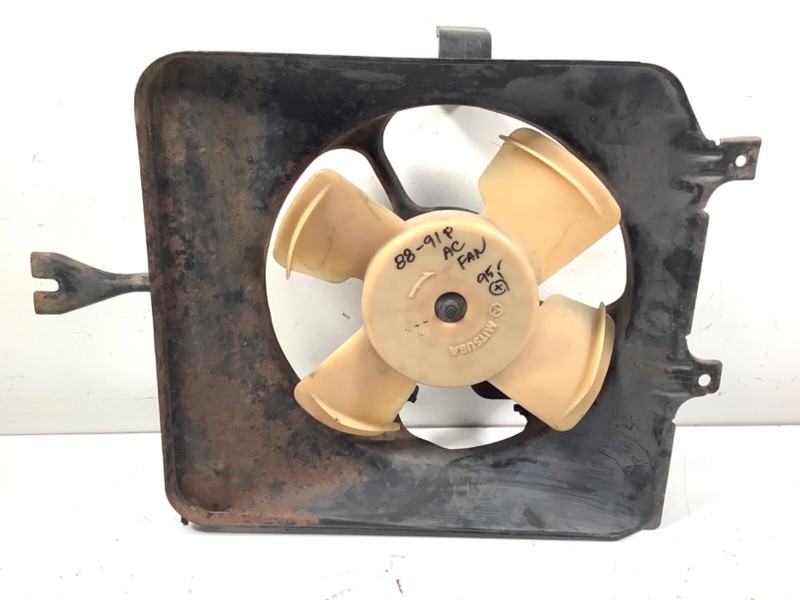 88-91 Honda Prelude A/C Condenser Cooling Fan Motor & Shroud Assembly OEM
