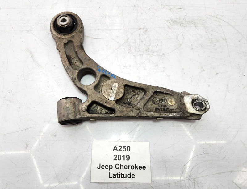 ✅ 2019 OEM Jeep Cherokee Latitude Front Left Driver Lower Suspension Control Arm