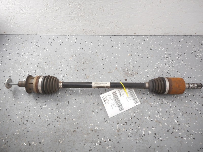 14-17 Volvo XC60 Rear Left Driver Axle Shaft OEM S60 V60 V70 V80