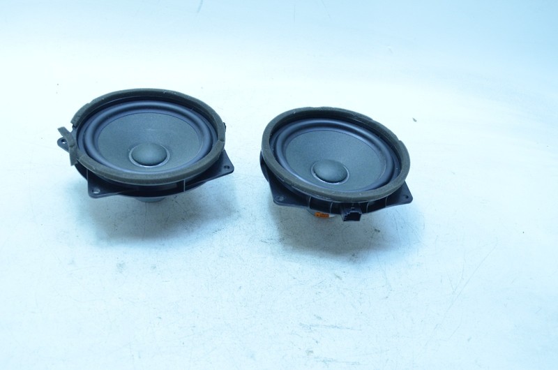 22-24 BMW i4 G26 FRONT LEFT / RIGHT DOOR LOUD SPEAKER SET OEM