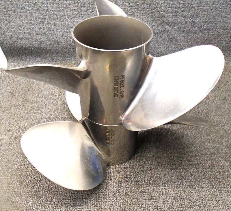 SUZUKI SS DUAL PROPELLER58600-98L50/58600-98L51 300-350 HP 15 1/2 X 28.5P #1